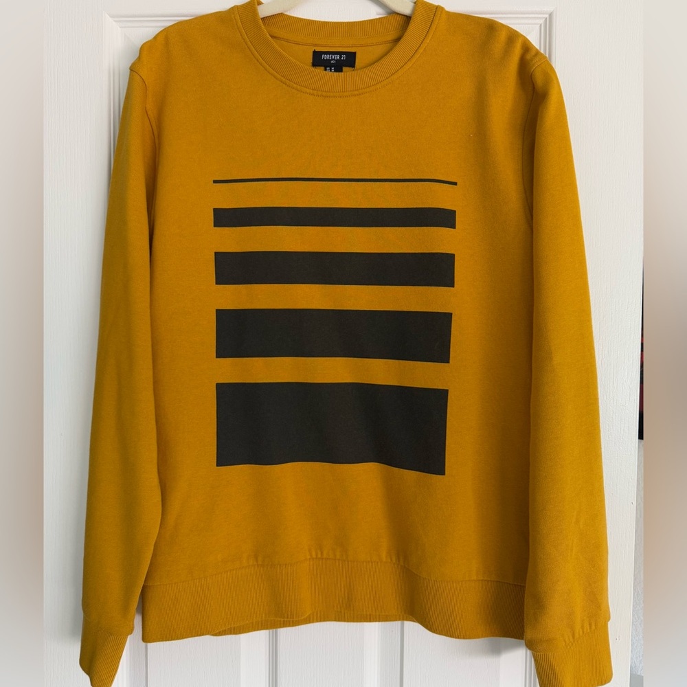 Forever 21 Men's Yellow and Black Crewneck Sweater Medium